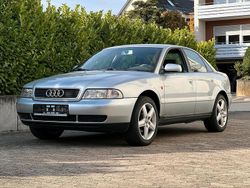 Silber Gebraucht 1998 Audi A4 Limousine | 2.500 € (Teuer)