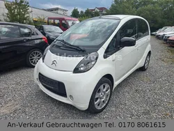Weiß Gebraucht 2013 Citroën C-zero Tendance Kleinwagen | 3.990 € (Fairer Preis)