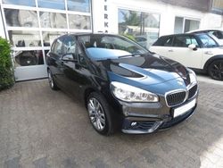 Schwarz Gebraucht 2018 BMW 220 Active Tourer Sport Line Van / Kleinbus | 18.900 € (Guter Preis)