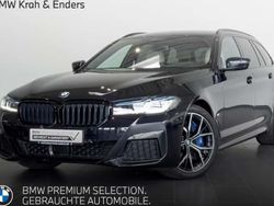 Schwarz Gebraucht 2022 BMW 540 Shadowline Kombi | 43.390 € (Fairer Preis)