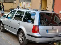 Grau Gebraucht 2001 VW Golf IV Kombi | 1.800 € (Etwas zu teuer)