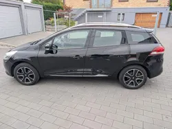 Schwarz Gebraucht 2013 Renault Clio IV Luxe Limousine | 4.999 € (Superpreis)