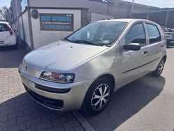 Grau Gebraucht 2002 Fiat Punto Kleinwagen | 2.899 € (Teuer)