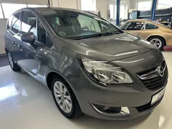 Grau Gebraucht 2017 Opel Meriva drive Van / Kleinbus | 7.970 € (Fairer Preis)