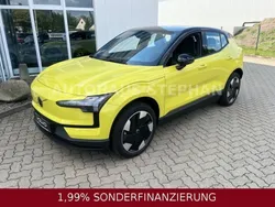 Moss yellow Gebraucht 2024 Volvo EX30 Plus SUV | 34.890 € (Superpreis)