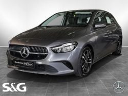 Metalliclack mountaingrau Gebraucht 2024 Mercedes B200 Progressive Van / Kleinbus | 31.470 € (Guter Preis)