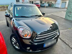 Schwarz Gebraucht 2016 Mini Cooper Countryman SUV | 12.600 € (Etwas zu teuer)