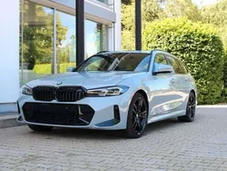 Grau Gebraucht 2023 BMW 330 M Sport Kombi | 73.600 €