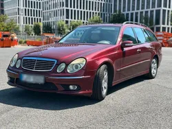 Rot Gebraucht 2003 Mercedes E320 Kombi | 5.800 €