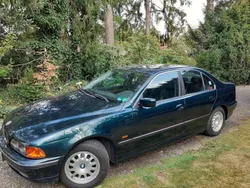 Grün Gebraucht 1998 BMW 520 Limousine | 4.500 € (Fairer Preis)