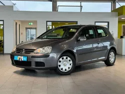 Grau Gebraucht 2005 VW Golf V Trendline Limousine | 4.995 € (Teuer)