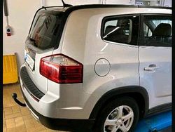 Silber Gebraucht 2012 Chevrolet Orlando Van / Kleinbus | 10.500 € (Teuer)