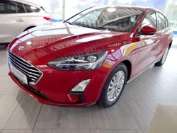 Fantastic red tc (metallic) Gebraucht 2022 Ford Focus Titanium Limousine | 21.500 € (Etwas zu teuer)