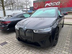 Schwarz Gebraucht 2024 BMW iX Performance SUV | 56.900 € (Fairer Preis)