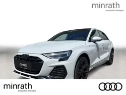 Weiß Neu 2025 Audi A3 Sportback S-Line Limousine | 47.980 € (Teuer)