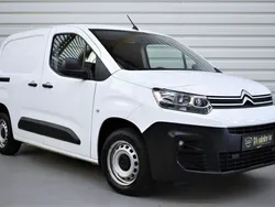 Weiß Gebraucht 2020 Citroën Berlingo Van / Kleinbus | 12.490 € (Guter Preis)