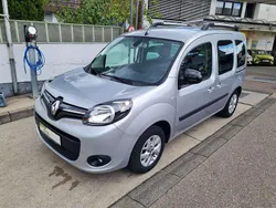 Highland grey Gebraucht 2021 Renault Kangoo LIMITED Deluxe Van / Kleinbus | 18.890 € (Teuer)