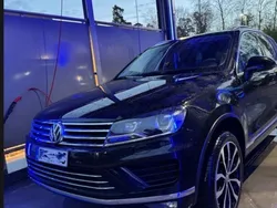 Schwarz Gebraucht 2016 VW Touareg Exclusive SUV | 22.999 € (Fairer Preis)