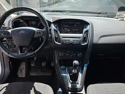 Weiß Gebraucht 2015 Ford Focus Titanium Limousine | 9.000 € (Fairer Preis)