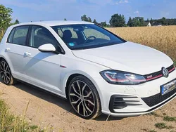 Weiß Gebraucht 2019 VW Golf VII GTI Limousine | 19.700 € (Superpreis)