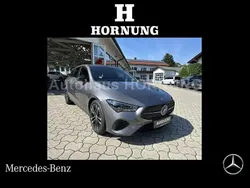 Grau Gebraucht 2025 Mercedes CLA200 Shooting Brake Kombi | 38.870 € (Teuer)