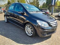 Schwarz Gebraucht 2006 Mercedes B180 Van / Kleinbus | 3.100 €