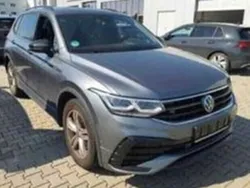 Grau Gebraucht 2022 VW Tiguan Allspace R-line SUV | 38.930 € (Fairer Preis)