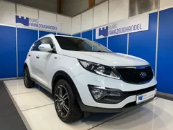 Weiß Gebraucht 2015 Kia Sportage Spirit SUV | 10.490 € (Fairer Preis)