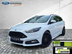 Frostweiss Gebraucht 2018 Ford Focus ST Kombi | 14.480 € (Guter Preis)