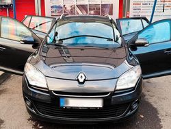 Grau Gebraucht 2013 Renault Mégane GrandTour Expression Kombi | 5.500 € (Fairer Preis)