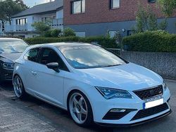 Weiß Gebraucht 2018 Cupra Leon Coupé | 24.000 € (Etwas zu teuer)