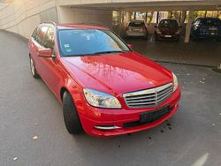 Rot Gebraucht 2010 Mercedes C180 Kombi | 5.600 €