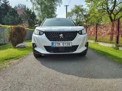 Weiß Gebraucht 2022 Peugeot 2008 GT SUV | 16.400 €
