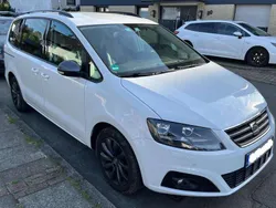 Weiß Gebraucht 2017 Seat Alhambra CONNECT Van / Kleinbus | 21.111 € (Fairer Preis)