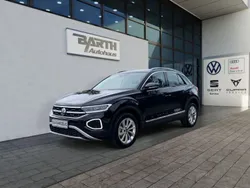 Schwarz Neu 2024 VW T-Roc Style SUV | 33.299 € (Superpreis)