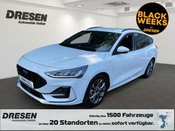 Weiss Gebraucht 2023 Ford Focus ST-Line Kombi | 22.590 € (Guter Preis)