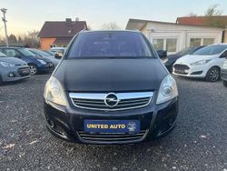 Schwarz Gebraucht 2010 Opel Zafira Innovation Van / Kleinbus | 4.950 € (Etwas zu teuer)
