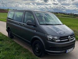 Grau Gebraucht 2017 VW Multivan Van | 27.000 € (Fairer Preis)