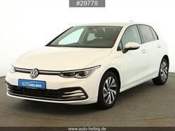 Weiß Gebraucht 2022 VW Golf VIII Style Limousine | 21.490 € (Fairer Preis)
