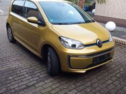 Gold Gebraucht 2021 VW e-up! Kleinwagen | 12.000 € (Guter Preis)