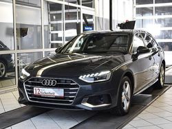Grau Gebraucht 2022 Audi A4 Sport Kombi | 26.600 € (Etwas zu teuer)