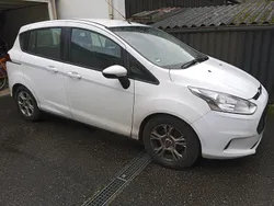 Weiß Gebraucht 2014 Ford B-MAX Van / Kleinbus | 4.900 € (Superpreis)