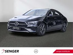 Unilack nachtschwarz Gebraucht 2024 Mercedes CLA180 Limousine | 31.490 € (Guter Preis)