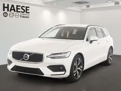Crystal white pearl / metallic Gebraucht 2024 Volvo V60 Core Kombi | 36.990 € (Guter Preis)