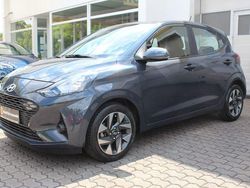 Grau Gebraucht 2023 Hyundai i10 Select Kleinwagen | 13.900 € (Fairer Preis)