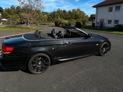 Schwarz Gebraucht 2009 BMW 320 Cabriolet Sport Line Cabrio | 10.500 € (Fairer Preis)