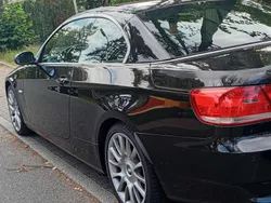 Schwarz Gebraucht 2009 BMW 320 Cabriolet Cabrio | 6.300 €