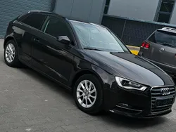 Schwarz Gebraucht 2013 Audi A3 Coupé | 11.490 € (Teuer)