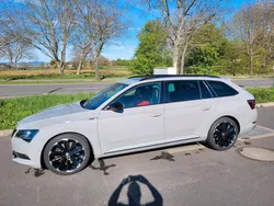 Grau Gebraucht 2019 Skoda Superb SportLine Kombi | 28.499 € (Etwas zu teuer)