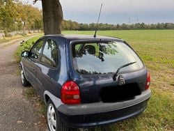 Blau Gebraucht 2000 Opel Corsa Eco Kleinwagen | 500 €